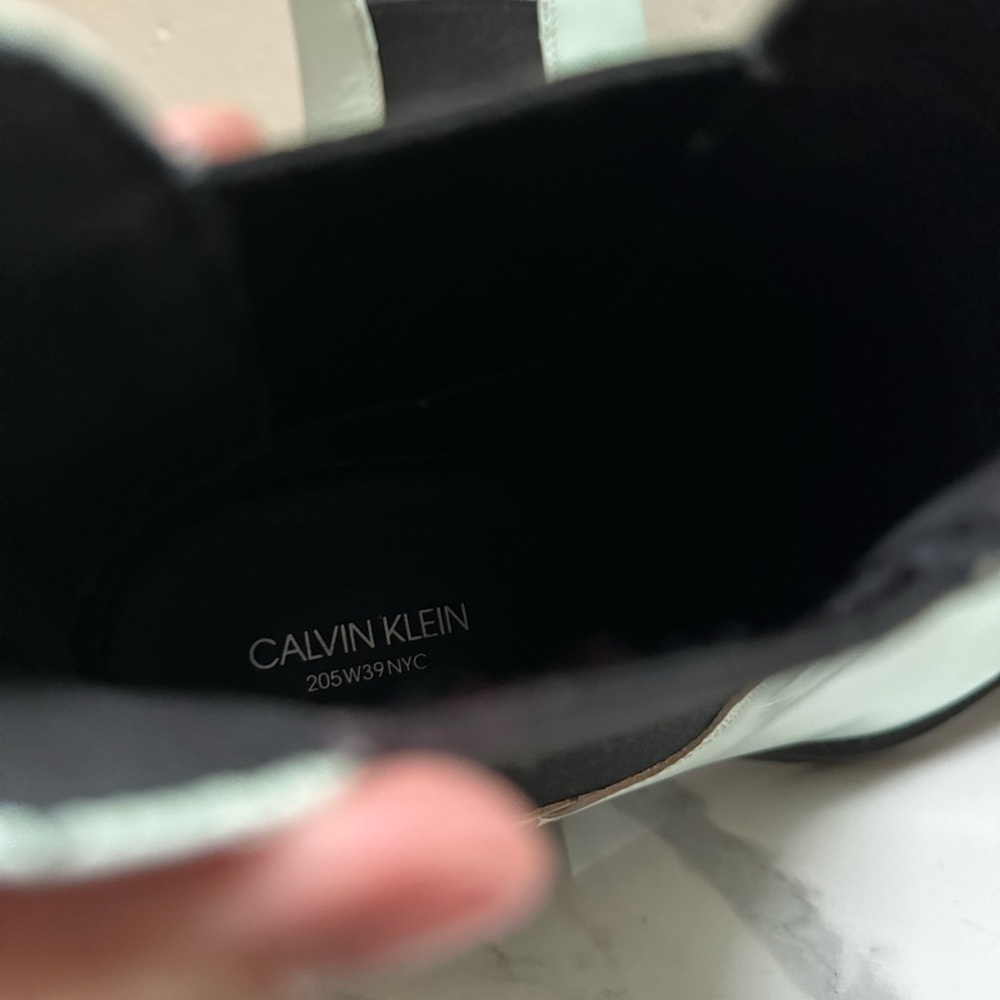CALVIN KLEIN 205W39NYC Claire Glossy Leather Chelsea Boots In Green - Picture 14 of 16